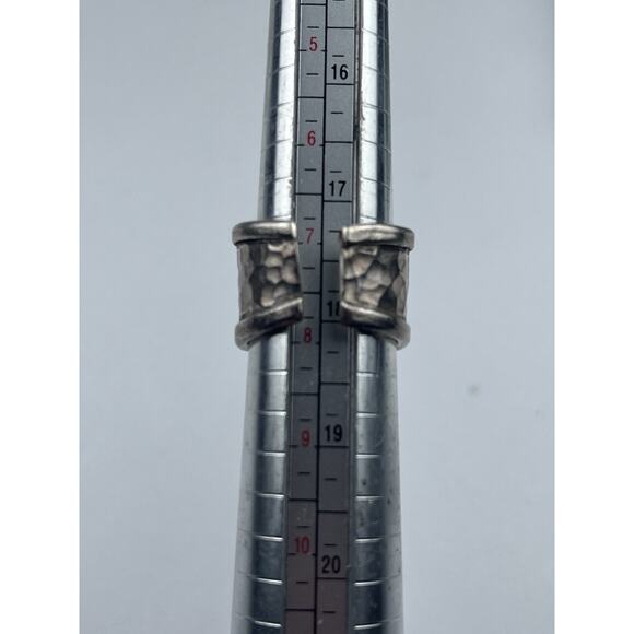 Hammered Band Sterling Silver Ring Adjustable Size 8 or 9 - Picture 9 of 11